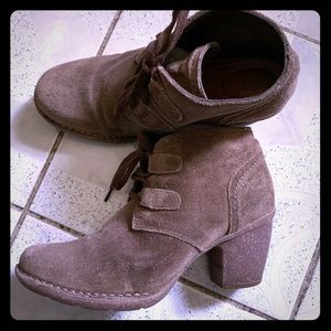 Clark’s Carleta Lyon booties